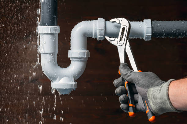 Professional Leak Detection technician working in Dorchester, MA